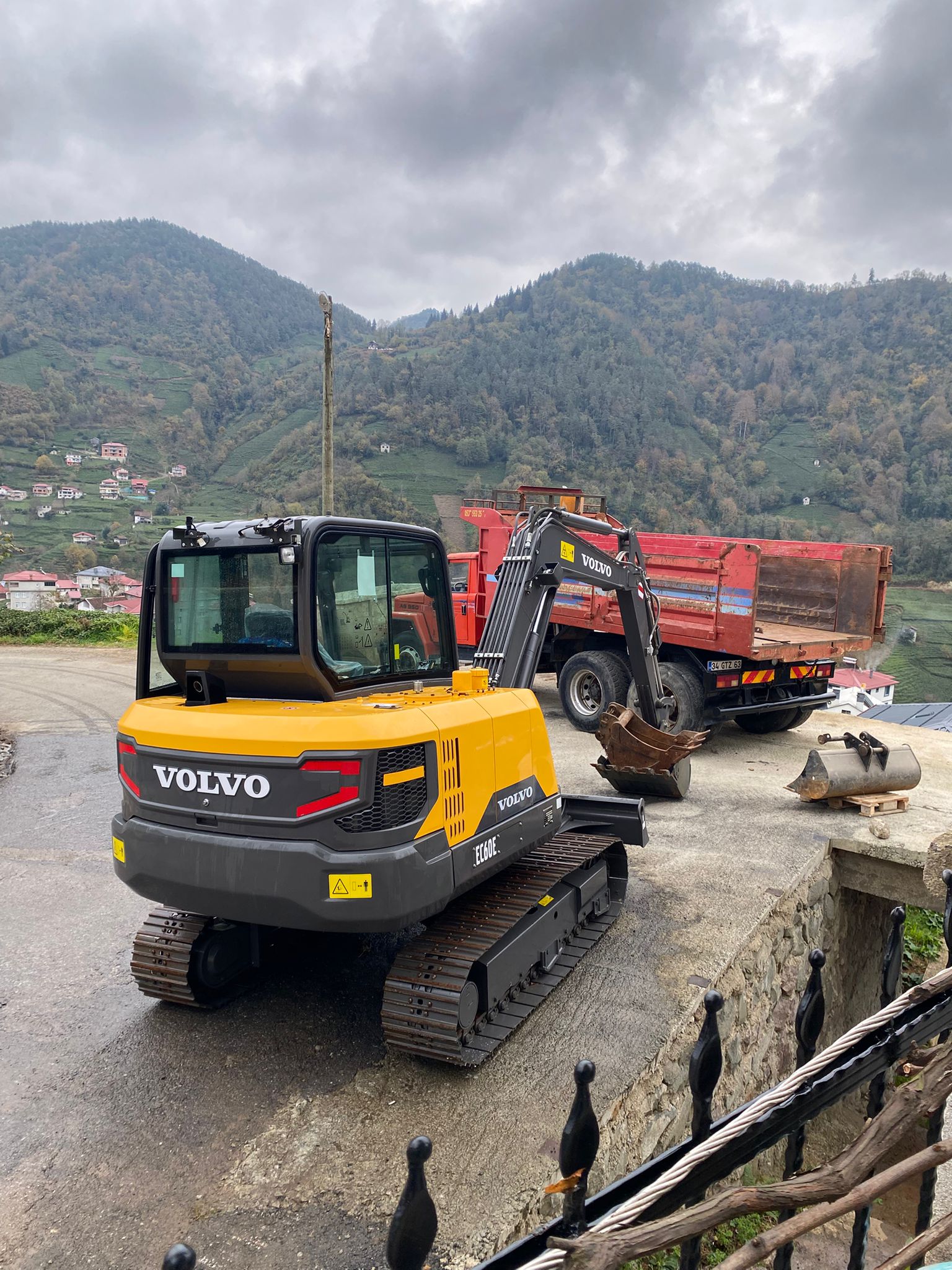 Beykoz kiralık ekskavatör ve operatör